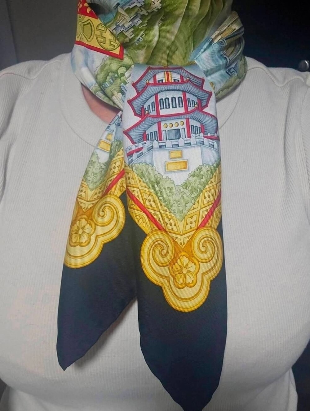 Ferragamo 100% Silk Scarf 34" Square. EUC